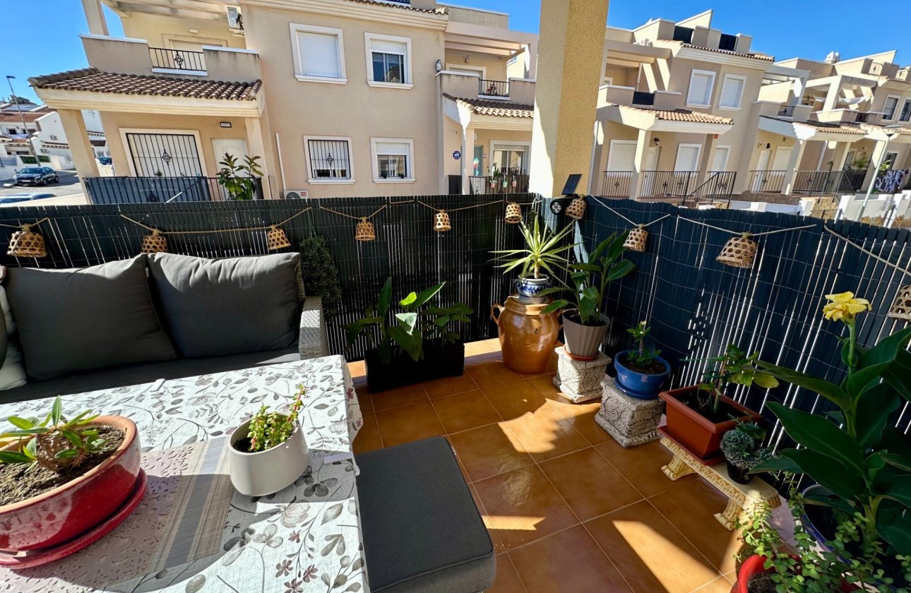 Resale - Semi Detached -
San Miguel de Salinas - Residencial Los Flamencos