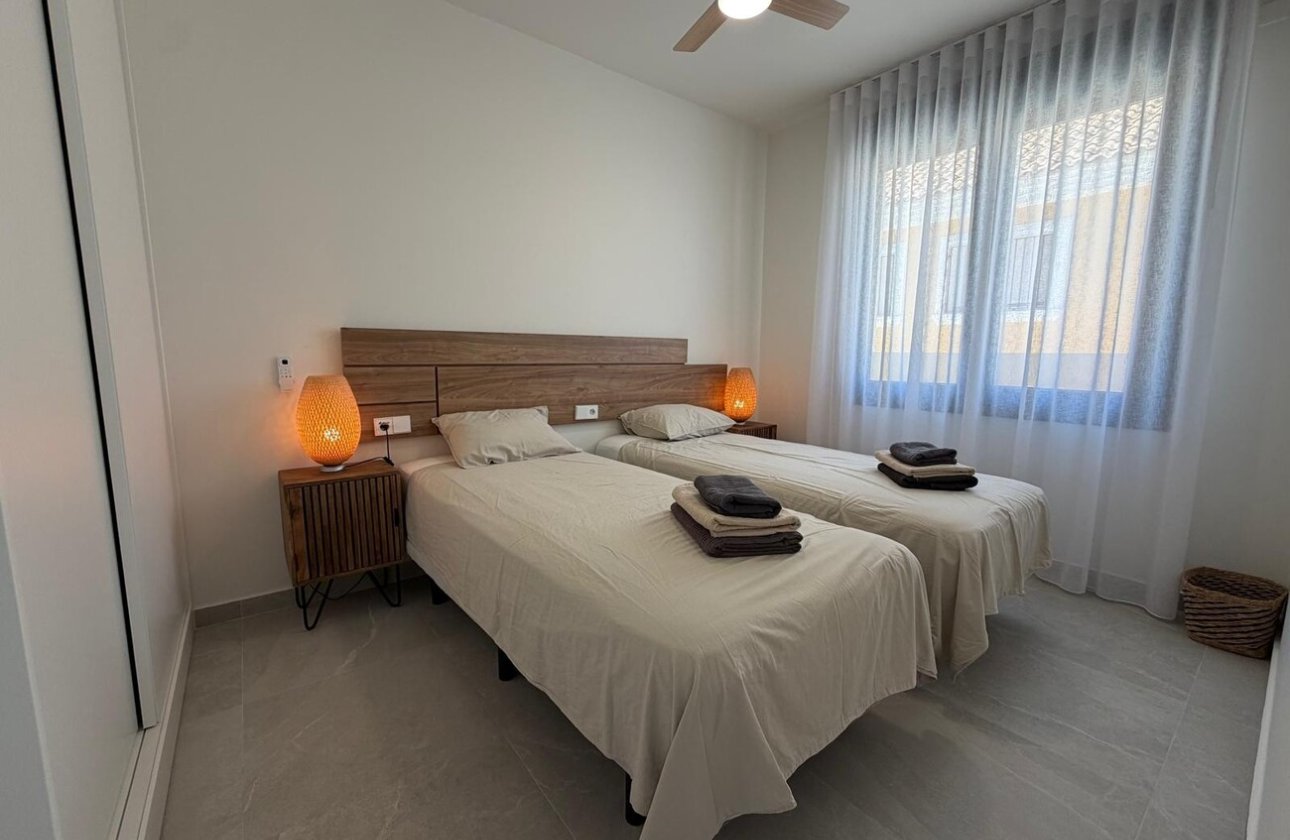 Resale - Semi Detached -
Torre de la Horadada - Costa Blanca