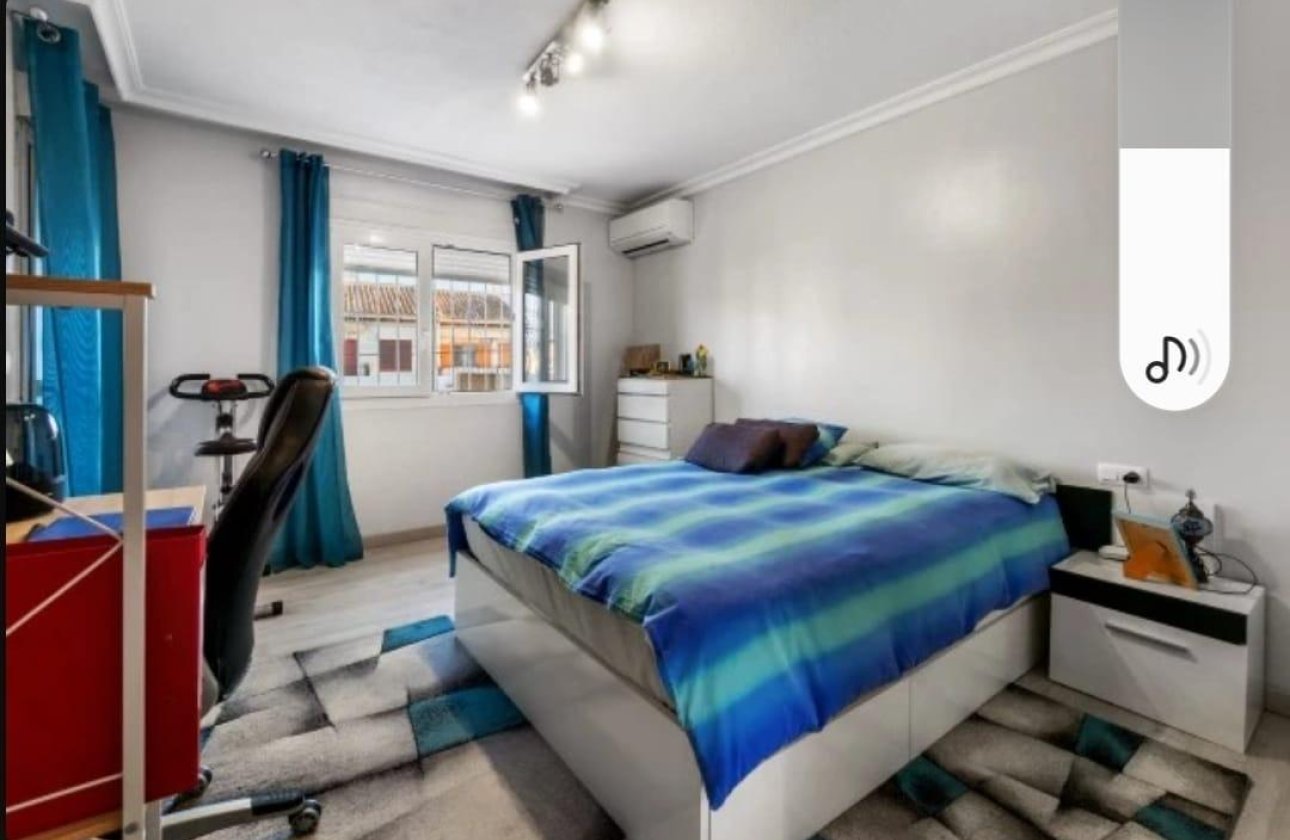 Resale - Semi Detached -
Torrevieja - Aguas Nuevas