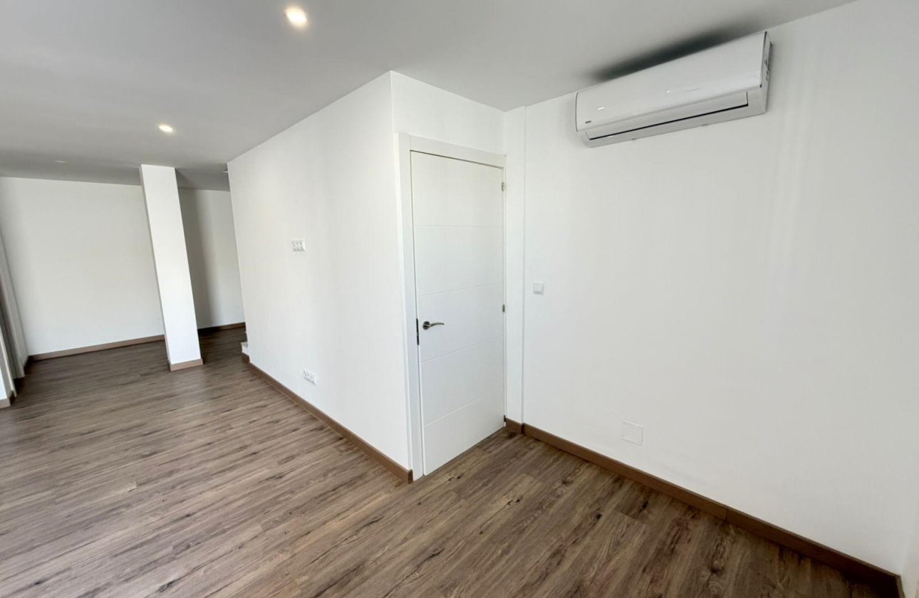 Resale - Semi Detached -
Torrevieja - Cabo Cervera