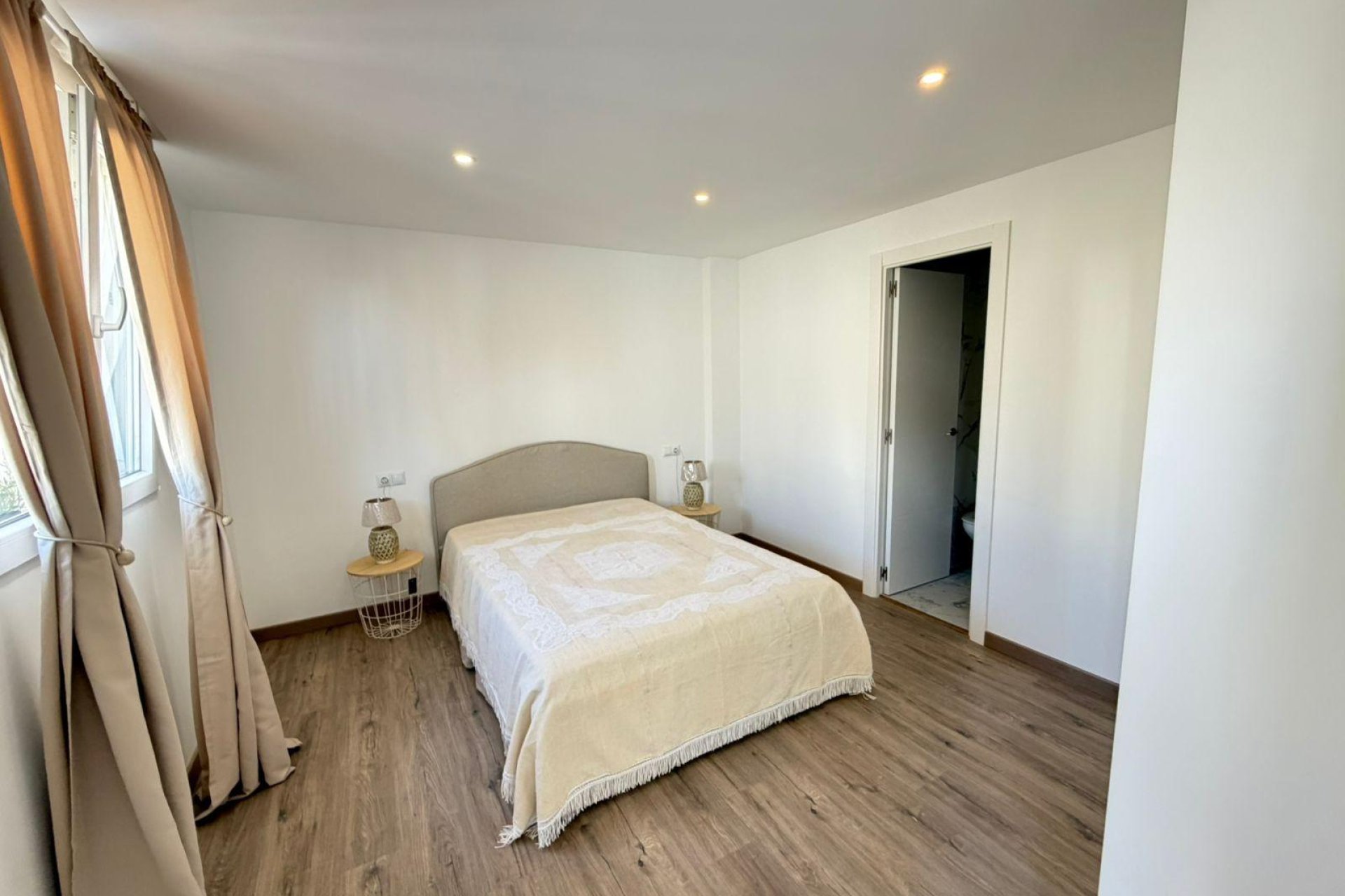 Resale - Semi Detached -
Torrevieja - Cabo Cervera
