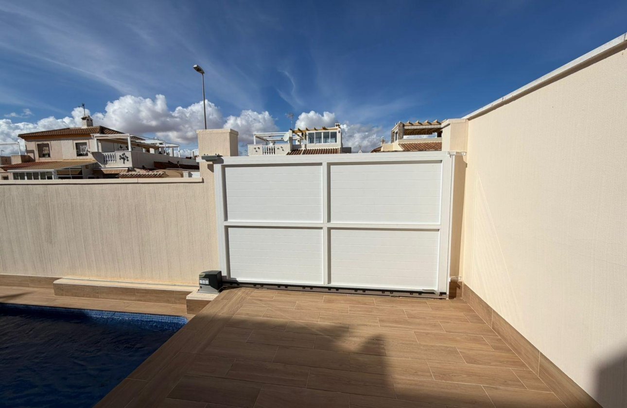 Resale - Semi Detached -
Torrevieja - Cabo Cervera