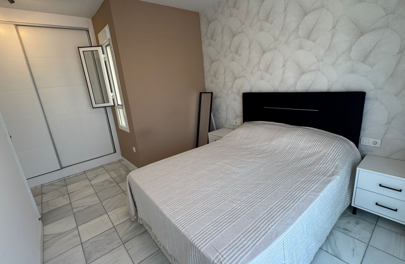 Resale - Semi Detached -
Torrevieja - Costa Blanca