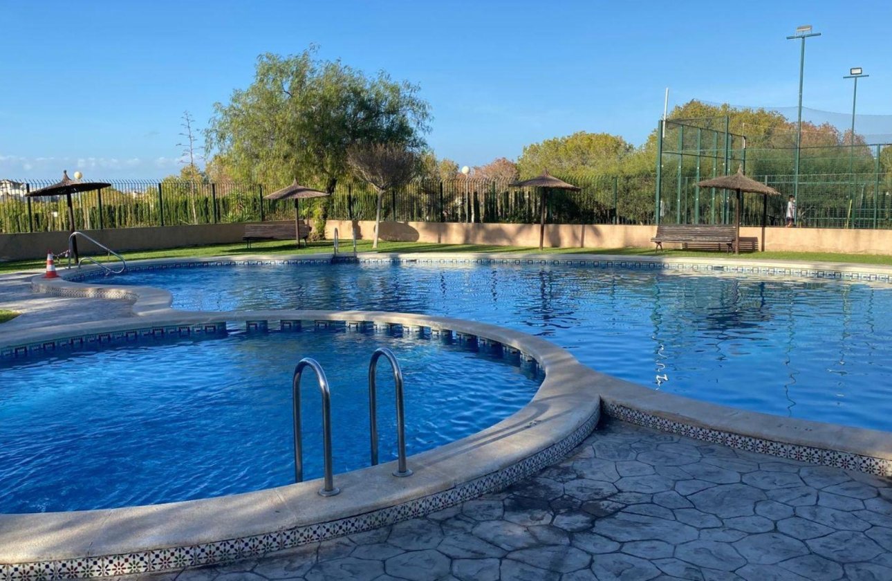 Resale - Semi Detached -
Torrevieja - Los Balcones