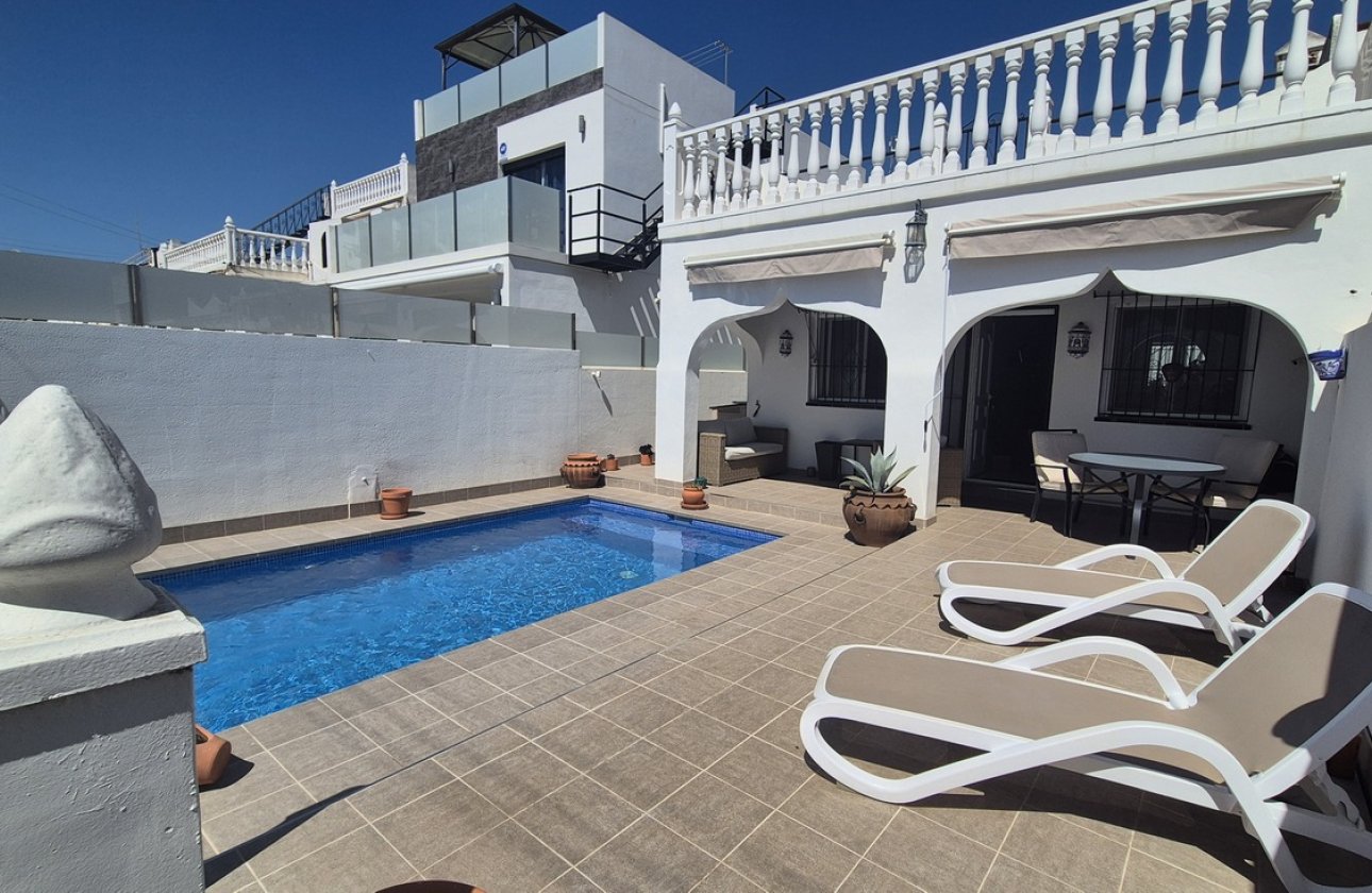 Resale - Semi Detached -
Villamartin - Costa Blanca