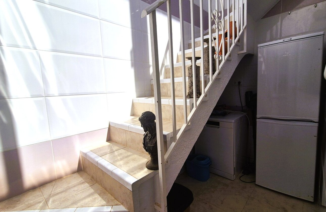 Resale - Semi Detached -
Villamartin - Costa Blanca