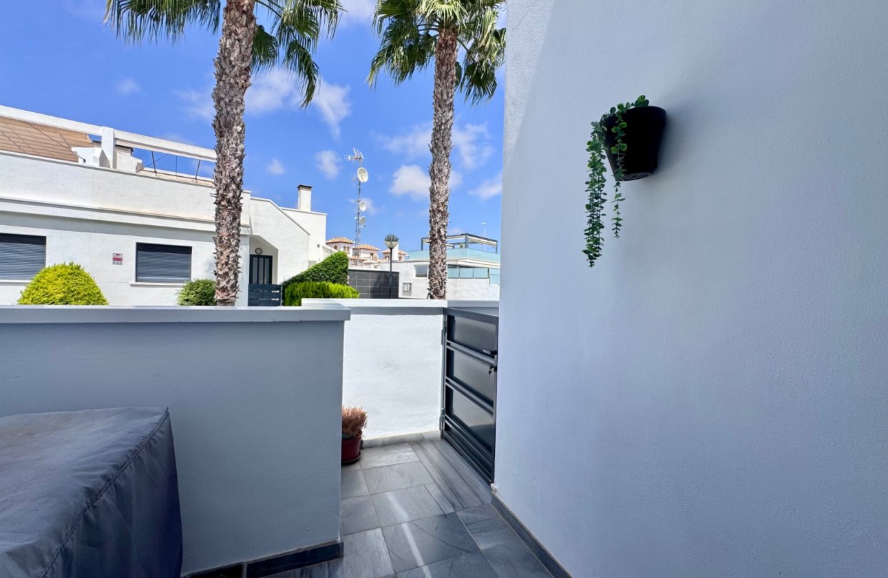 Resale - Terraced house -
Cabo Roig - Lomas de Cabo Roig