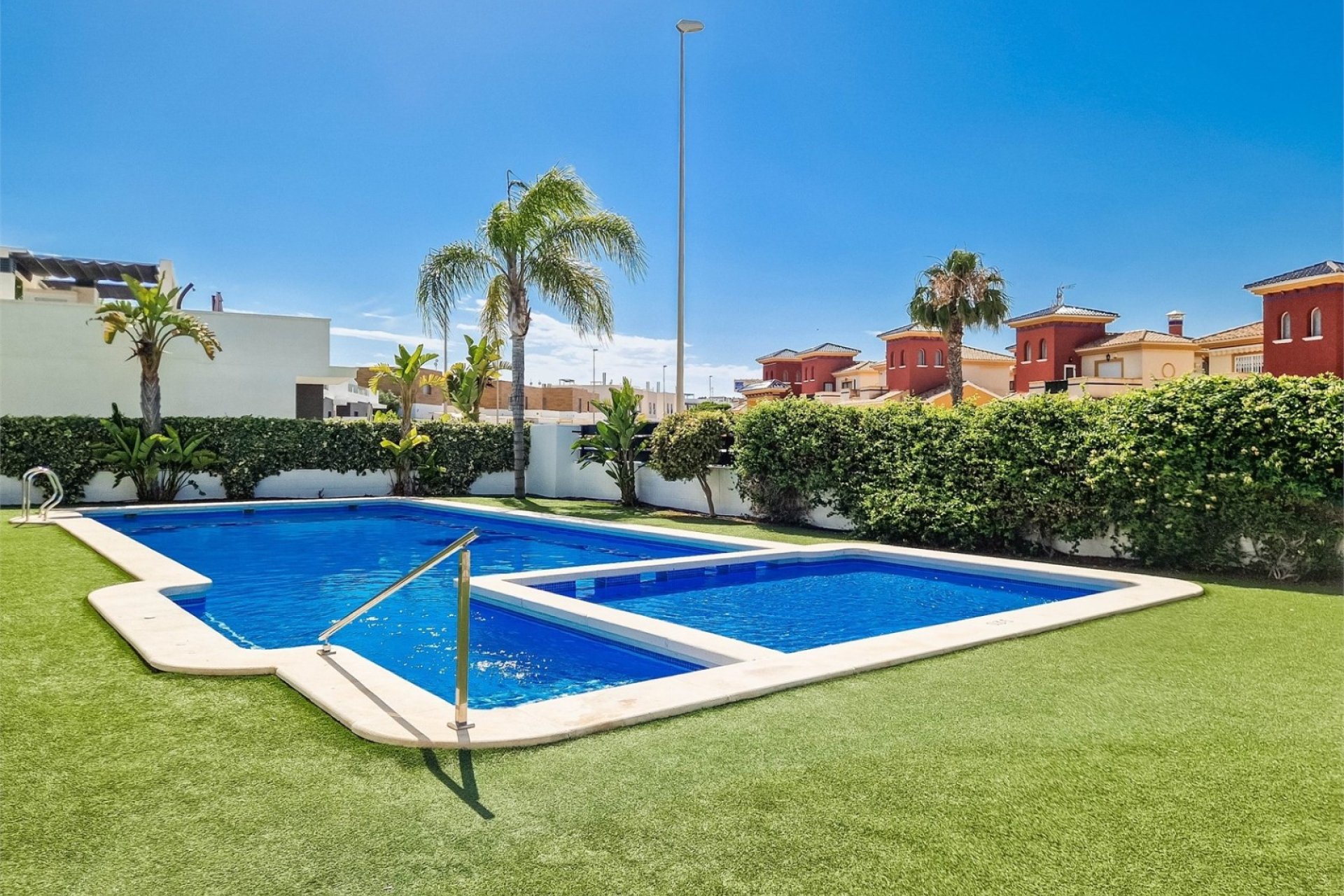 Resale - Terraced house -
Cabo Roig - Lomas de Cabo Roig