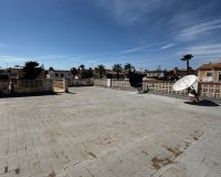 Resale - Terraced house -
Orihuela Costa - Montezenia