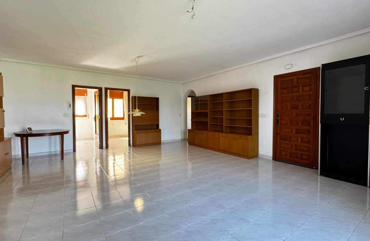 Resale - Terraced house -
Orihuela Costa - Montezenia