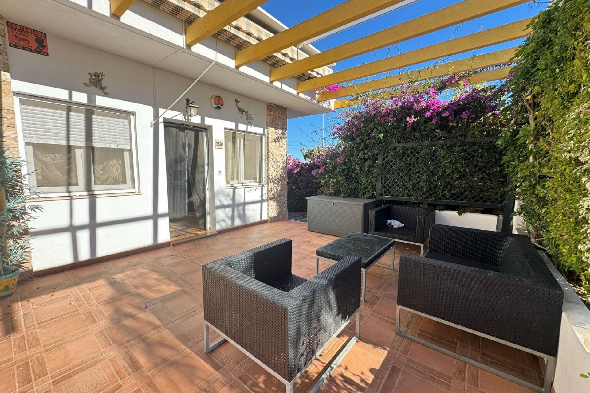 Resale - Terraced house -
Pilar de la Horadada - Mil Palmeras