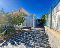 Resale - Terraced house -
Pilar de la Horadada - Mil Palmeras