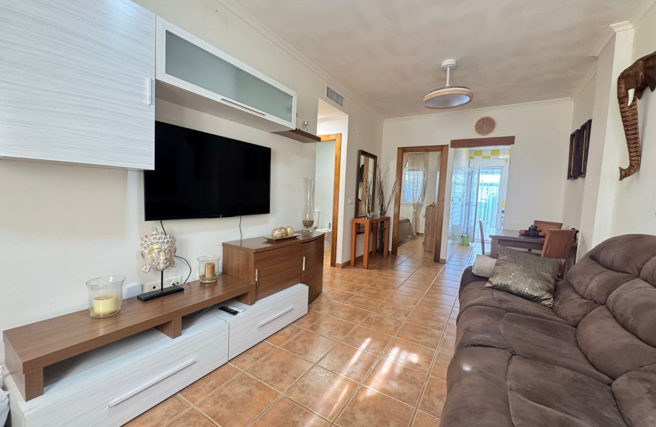 Resale - Terraced house -
Pilar de la Horadada - Mil Palmeras