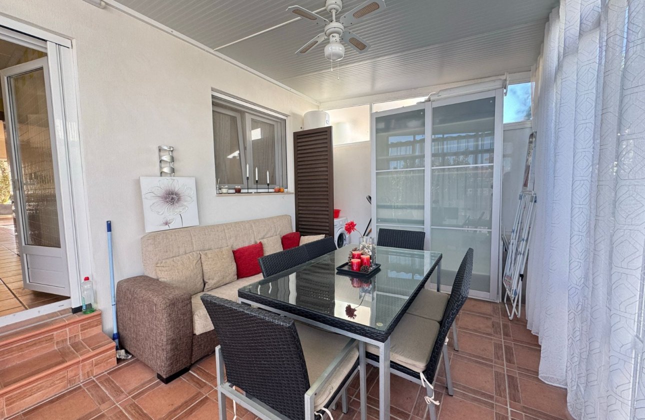 Resale - Terraced house -
Pilar de la Horadada - Mil Palmeras