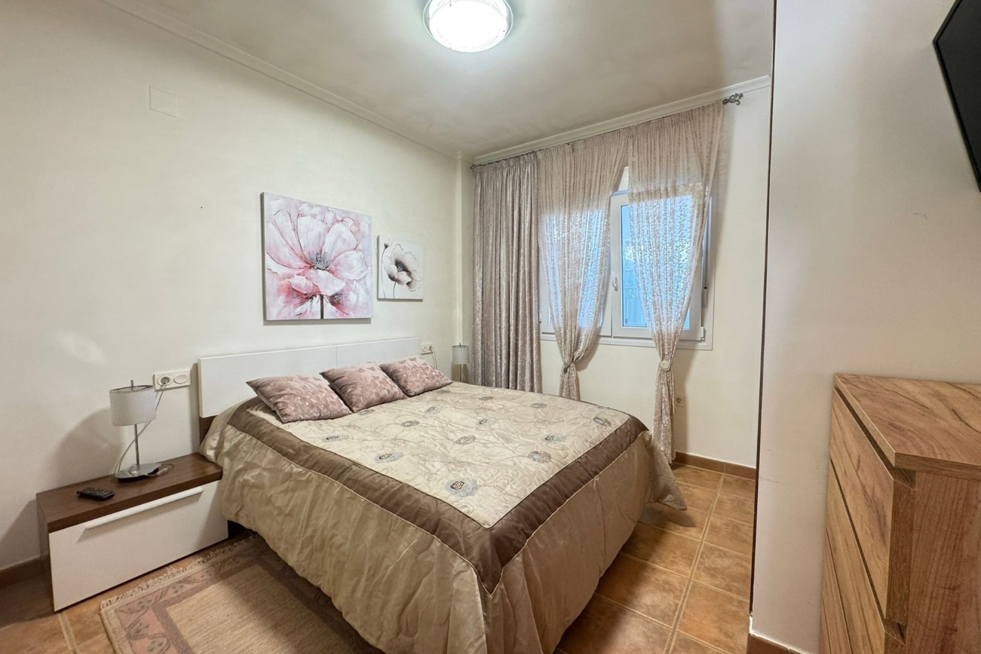 Resale - Terraced house -
Pilar de la Horadada - Mil Palmeras