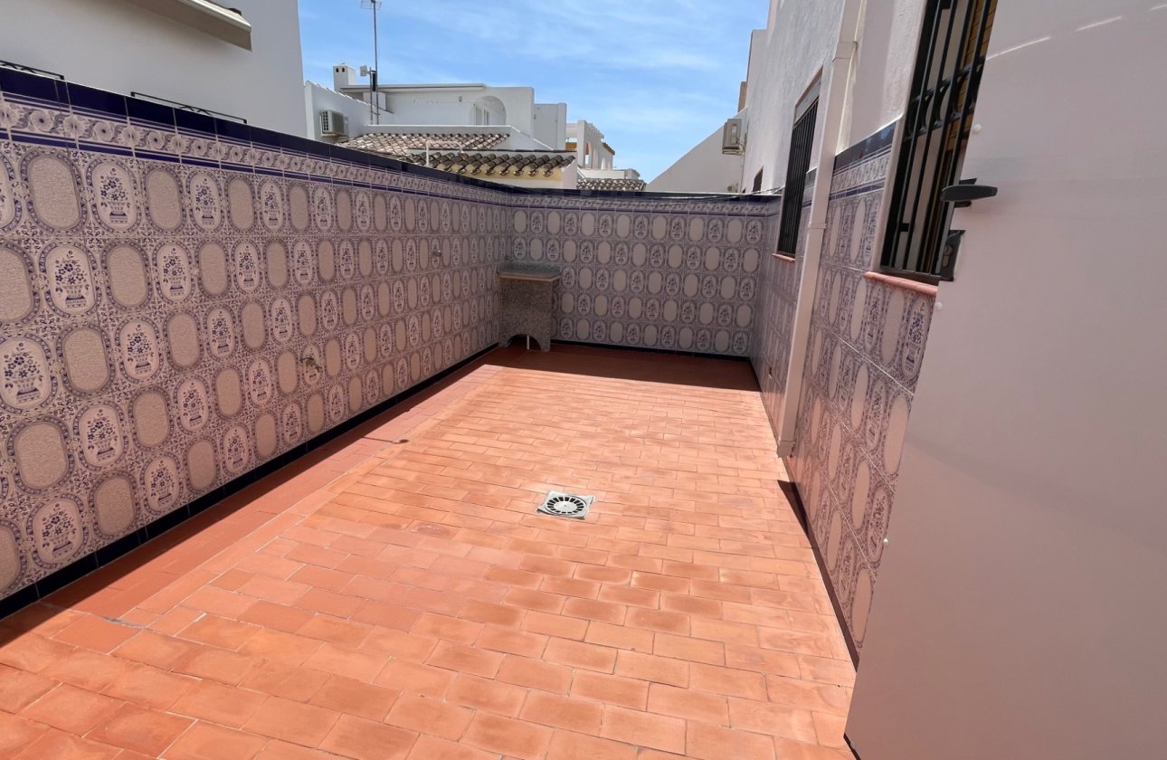 Resale - Terraced house -
Torre de la Horadada