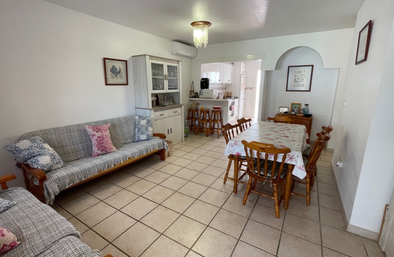 Resale - Terraced house -
Torre de la Horadada