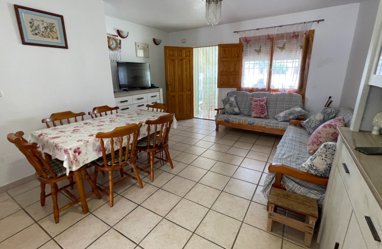 Resale - Terraced house -
Torre de la Horadada