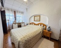 Resale - Terraced house -
Torrevieja - Playa De Los Naufragos