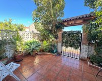 Resale - Terraced house -
Torrevieja - Playa De Los Naufragos