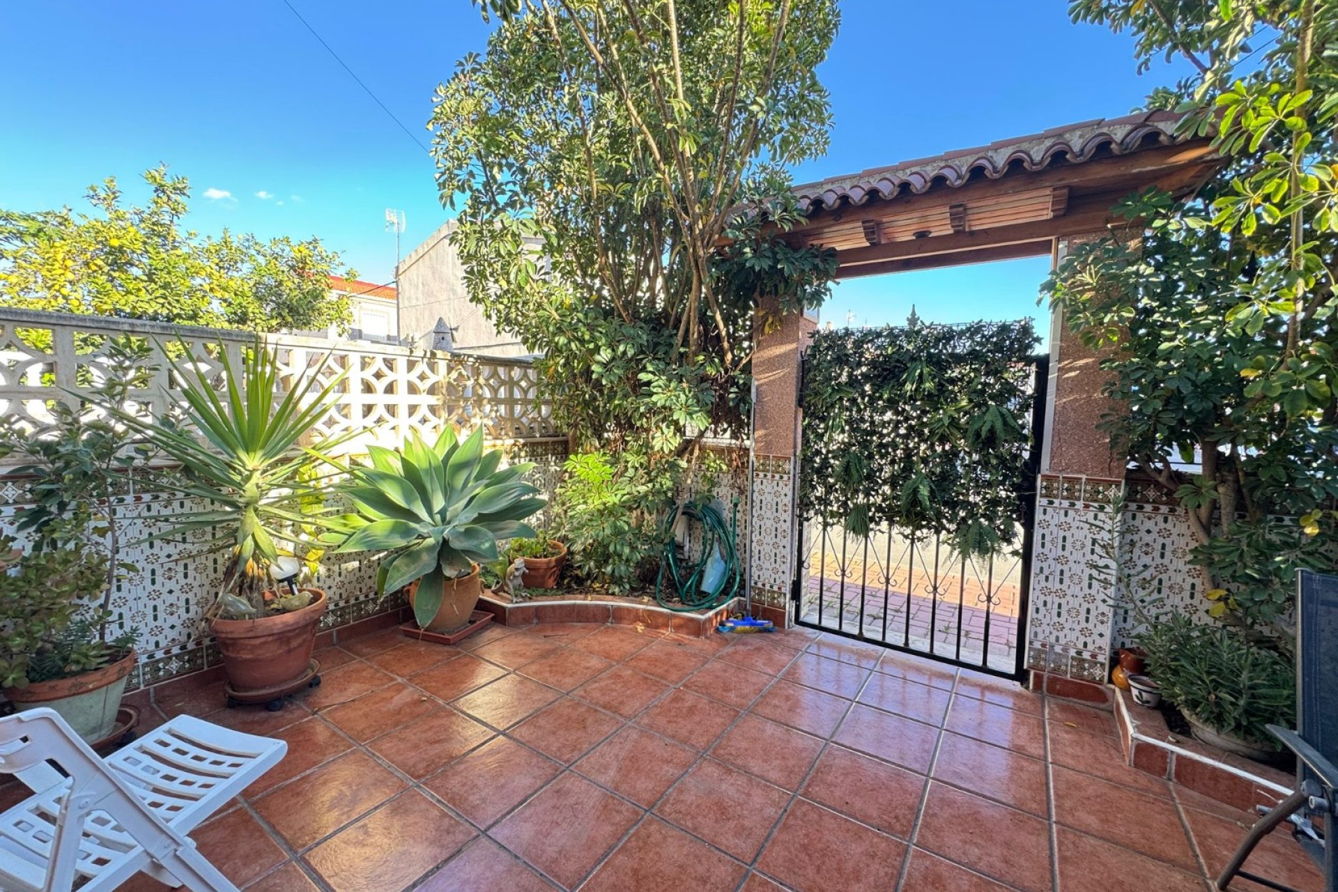 Resale - Terraced house -
Torrevieja - Playa De Los Naufragos