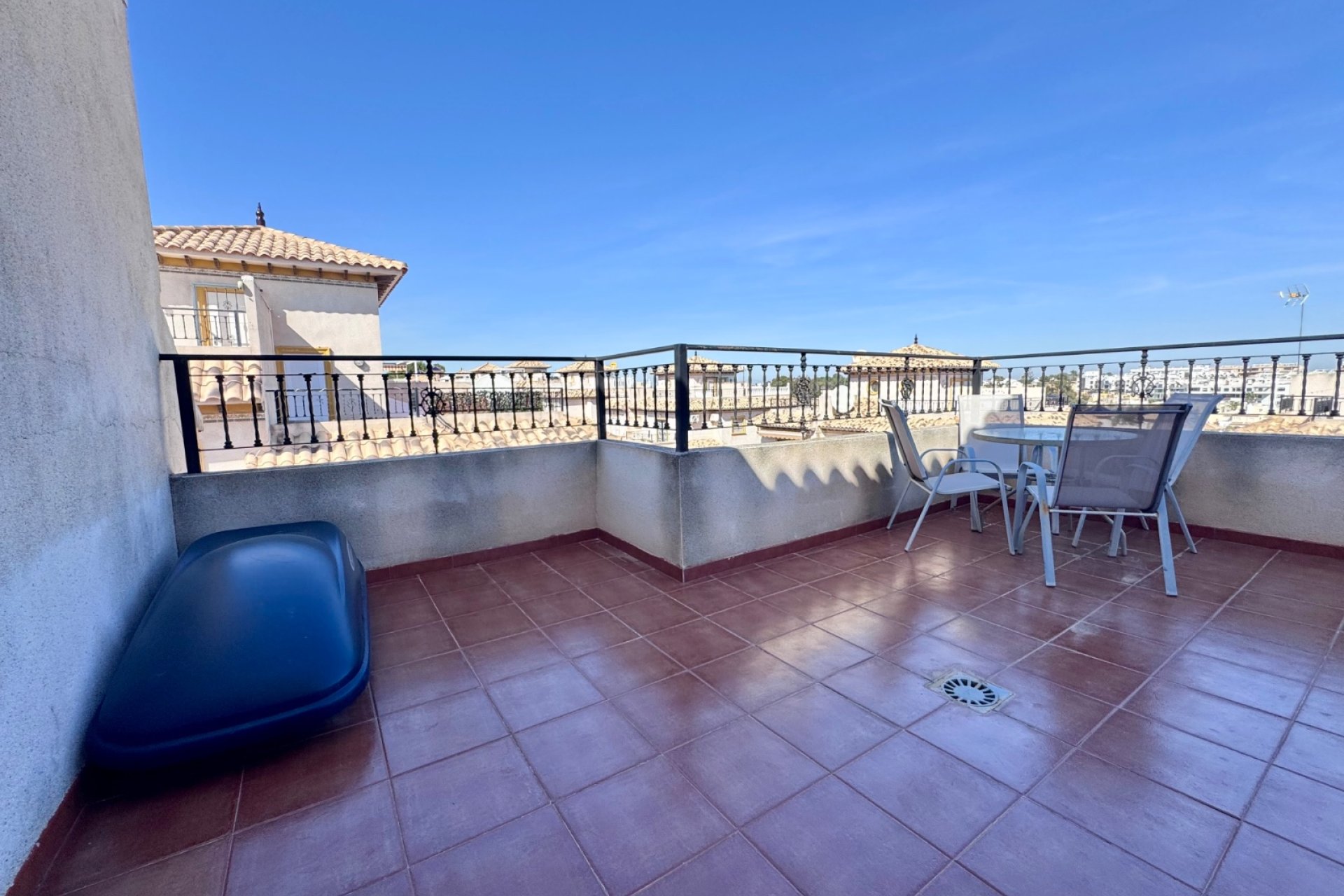 Resale - Terraced house -
Villamartin