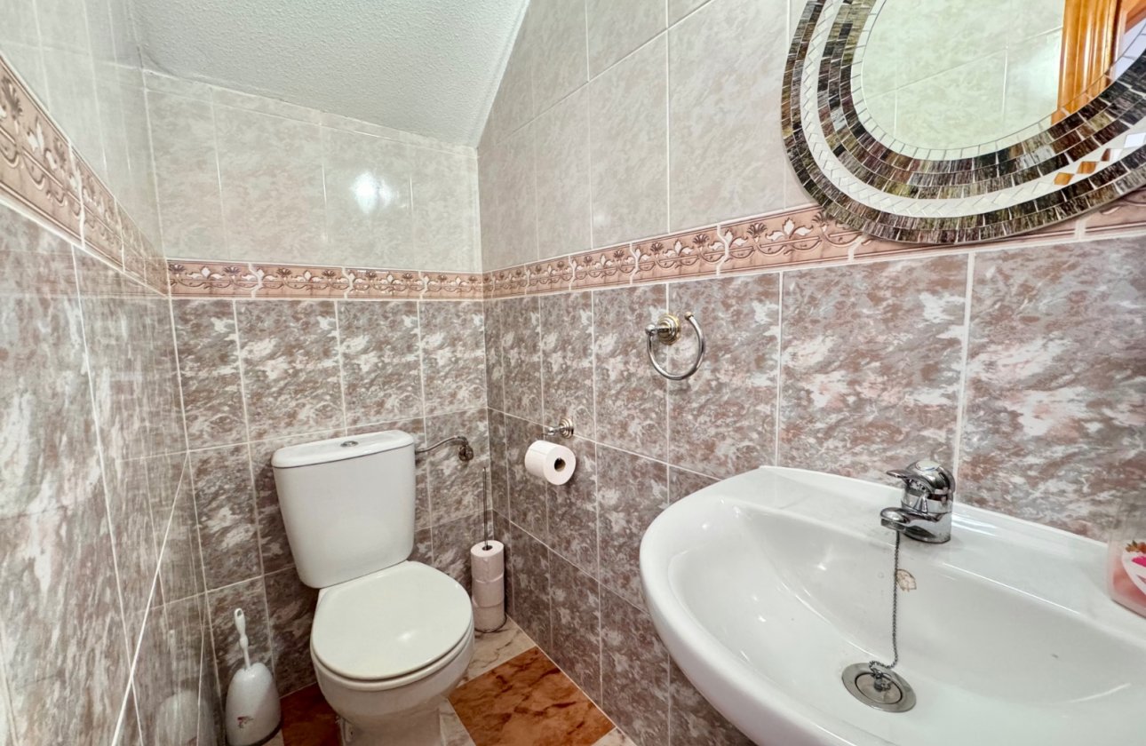 Resale - Terraced house -
Villamartin