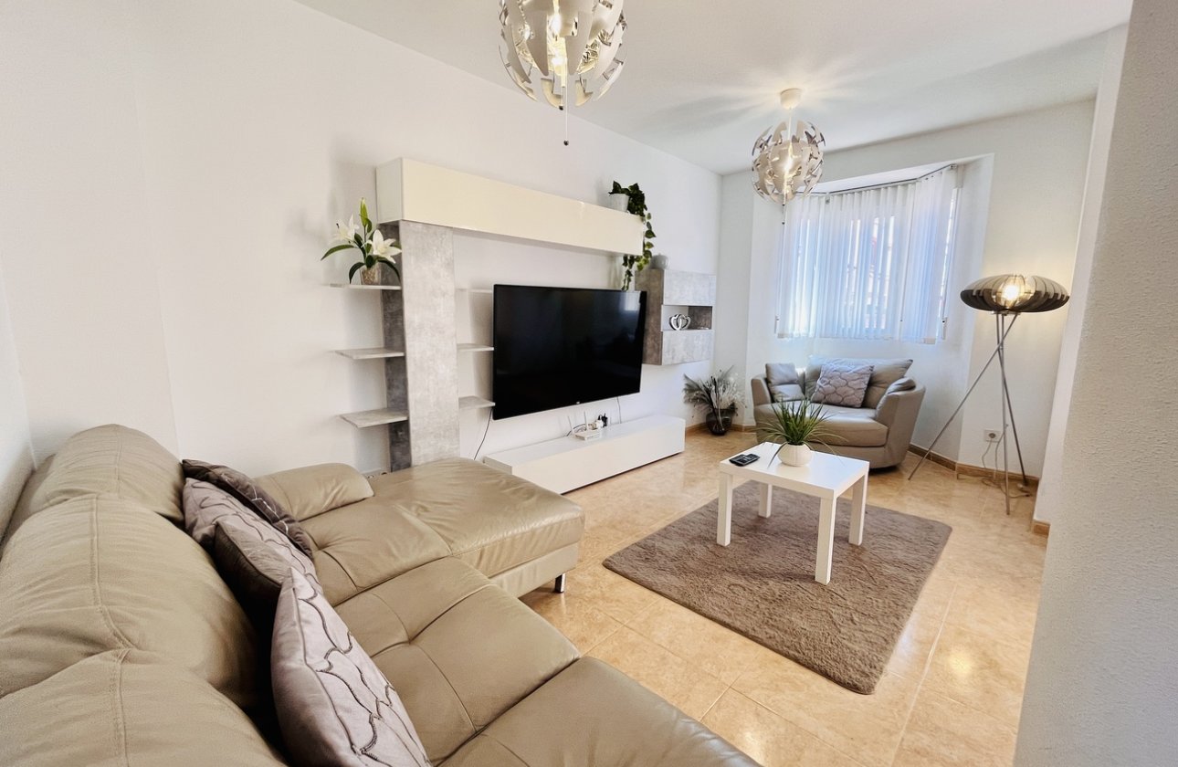 Resale - Town House -
Cabo Roig - Costa Blanca