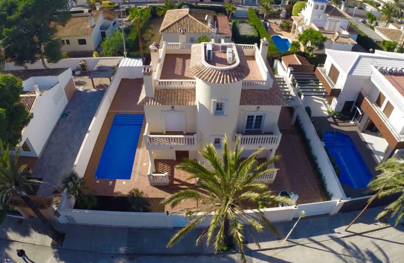 Resale - Town House -
Cabo Roig - Costa Blanca