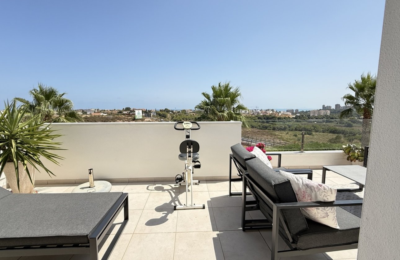 Resale - Town House -
Cabo Roig - Costa Blanca
