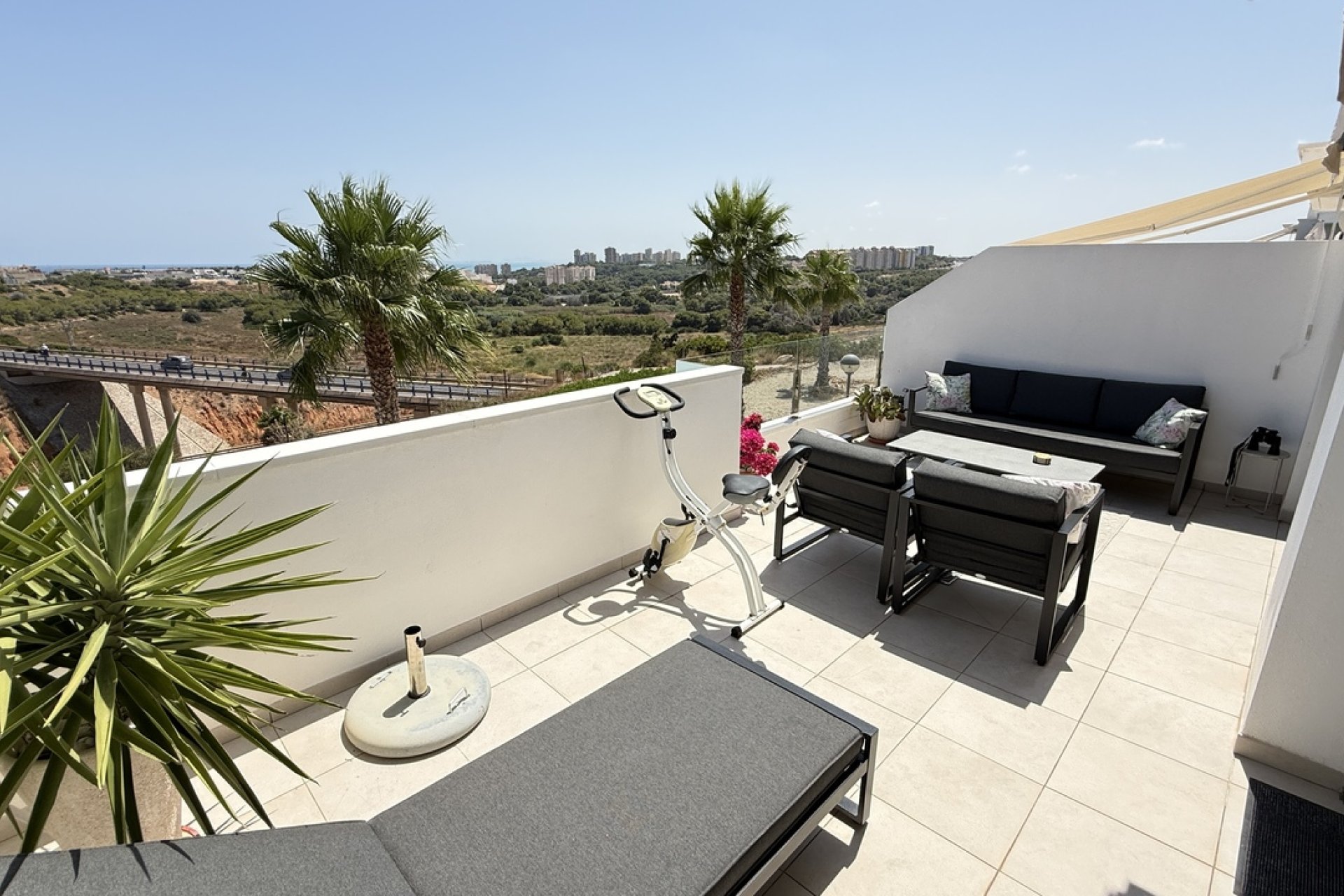 Resale - Town House -
Cabo Roig - Costa Blanca