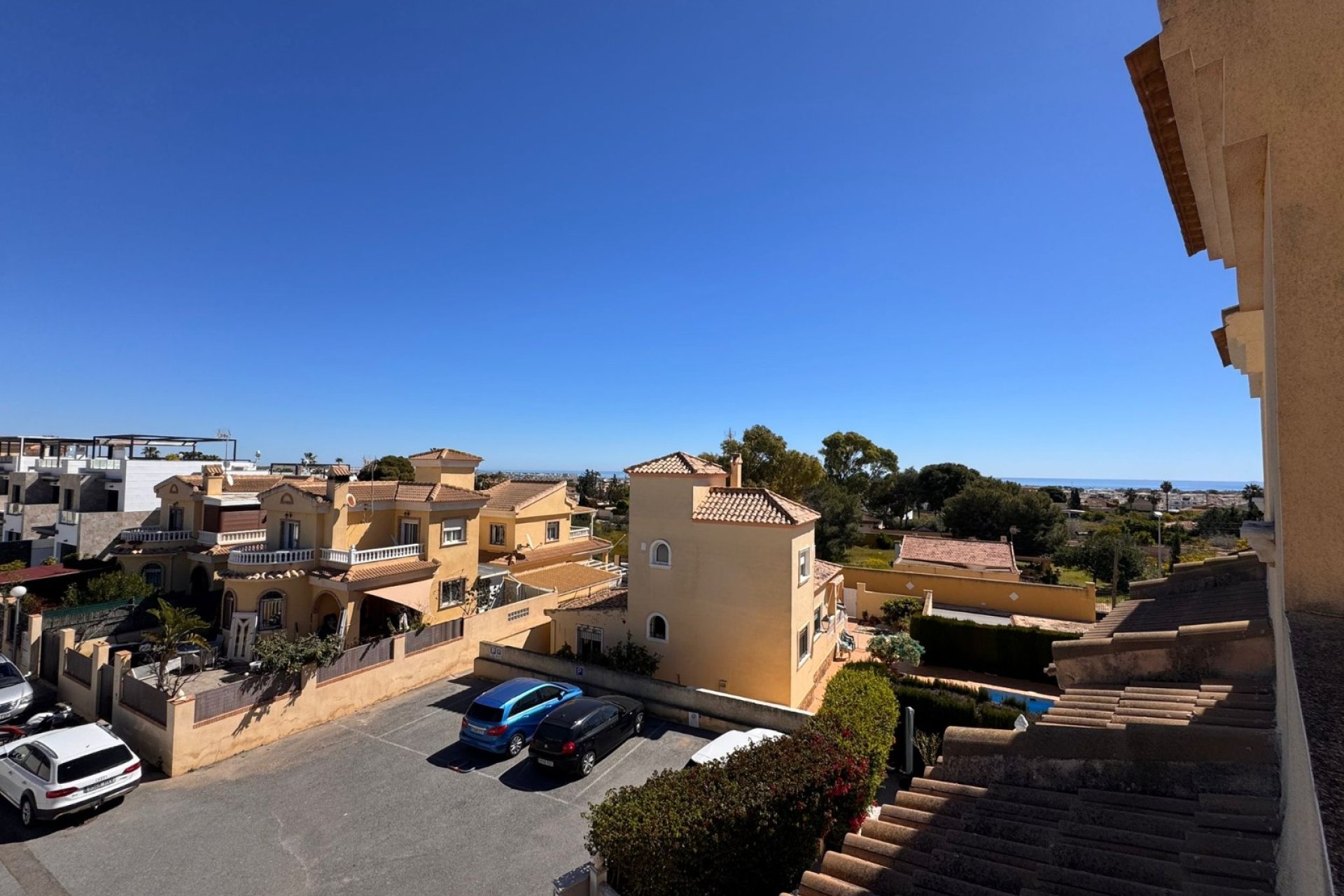 Resale - Town House -
Campoamor - Costa Blanca