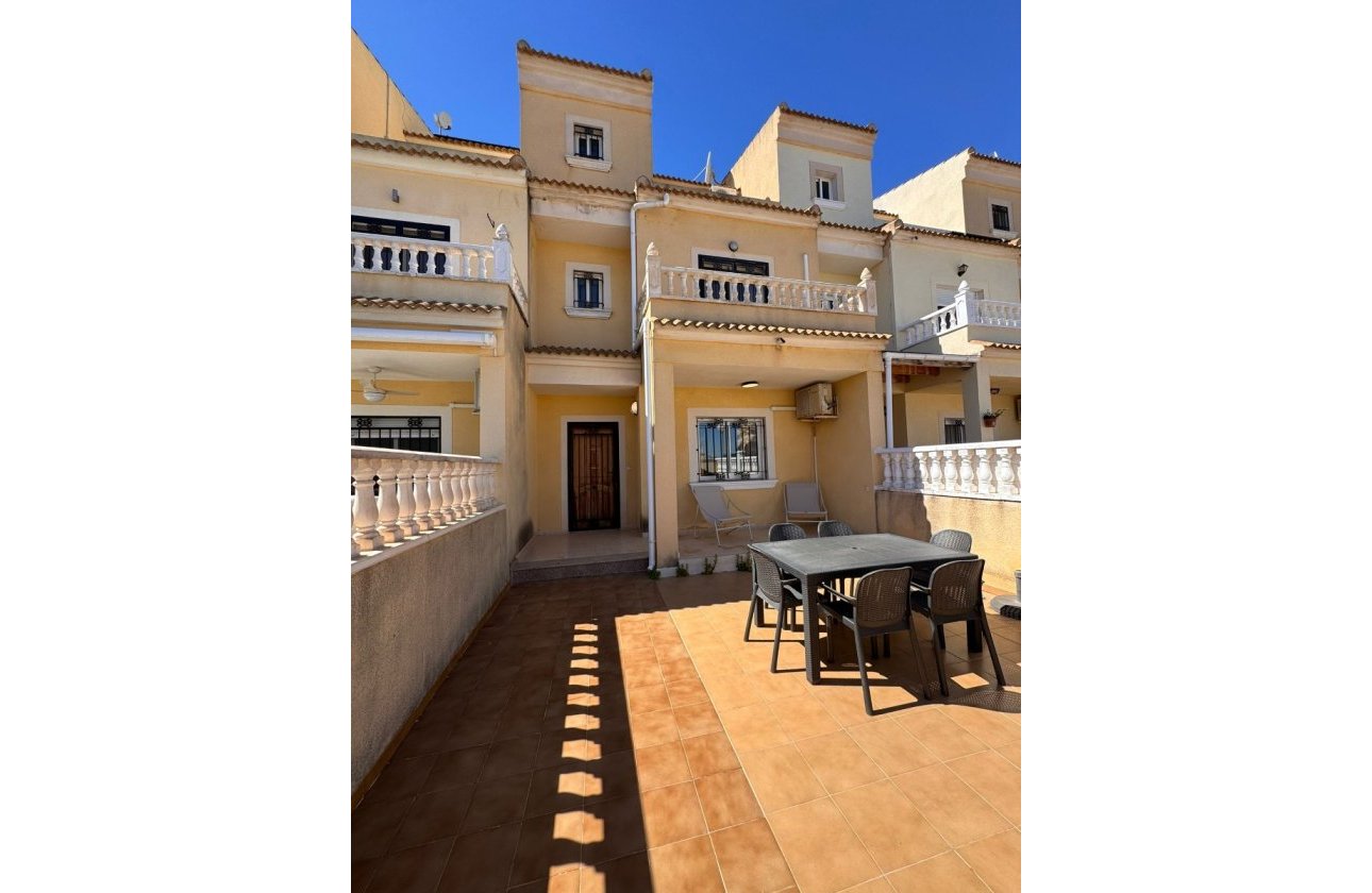 Resale - Town House -
Campoamor - Costa Blanca