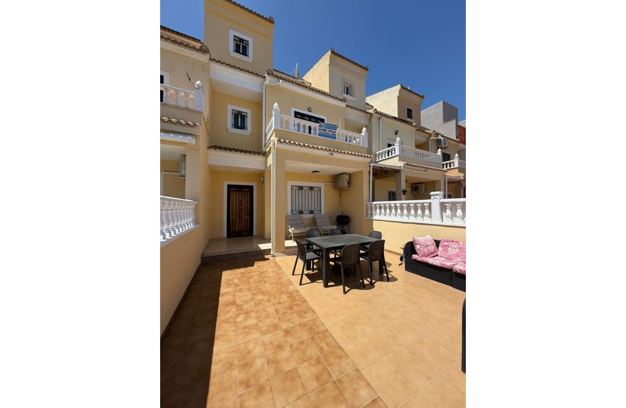 Resale - Town House -
Campoamor - Costa Blanca