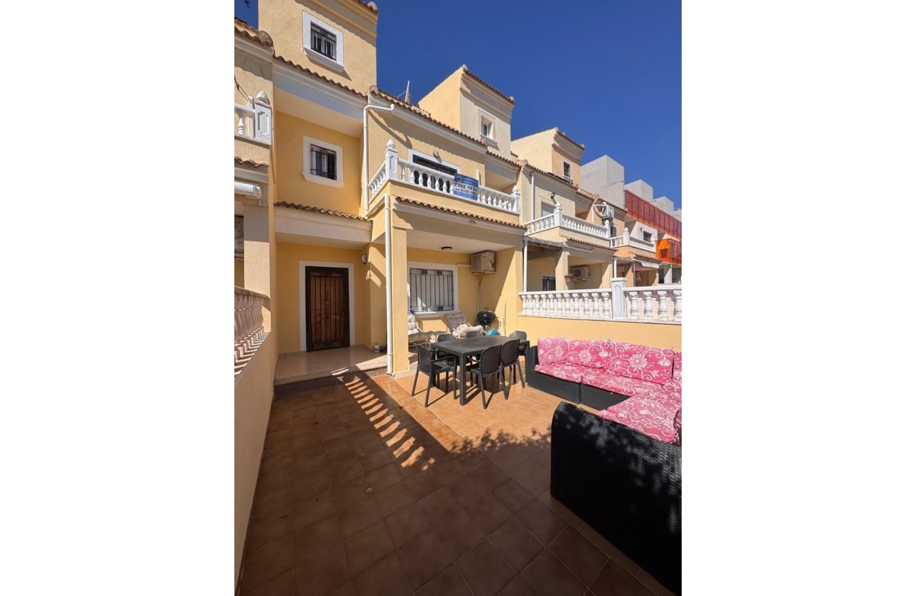 Resale - Town House -
Campoamor - Costa Blanca