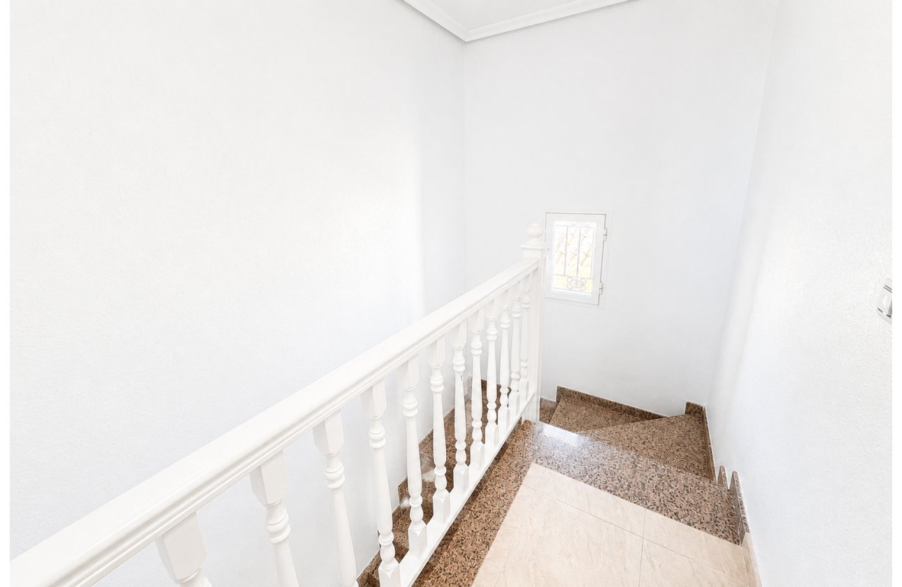 Resale - Town House -
Campoamor - Costa Blanca