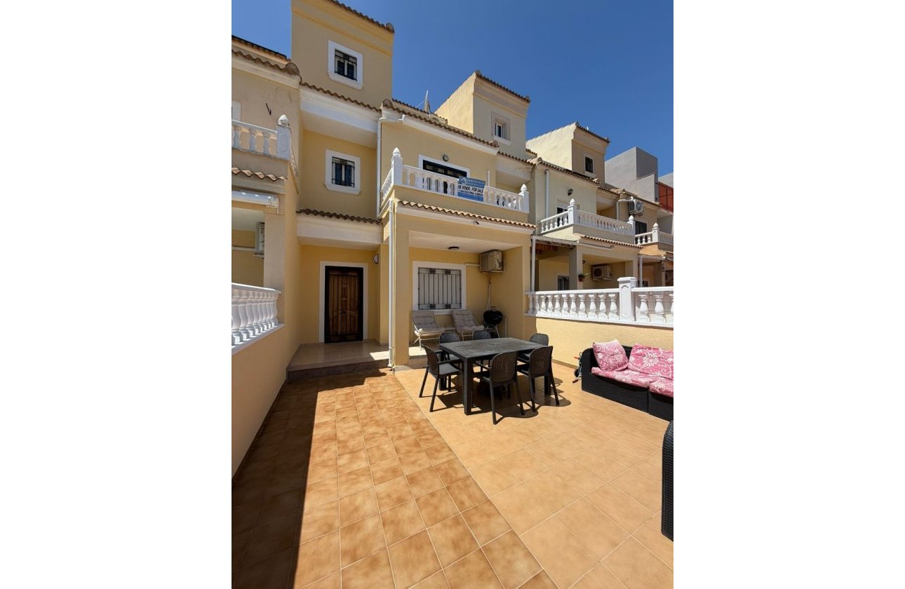 Resale - Town House -
Campoamor - Costa Blanca