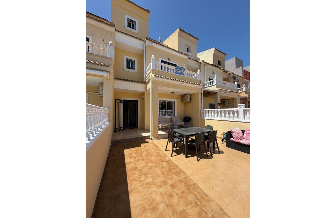 Resale - Town House -
Campoamor - Costa Blanca