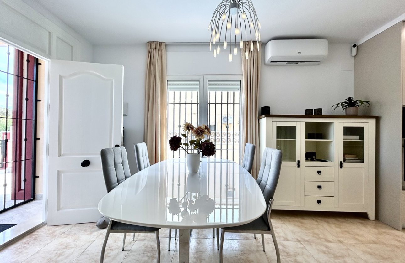 Resale - Town House -
Dehesa de Campoamor - Costa Blanca