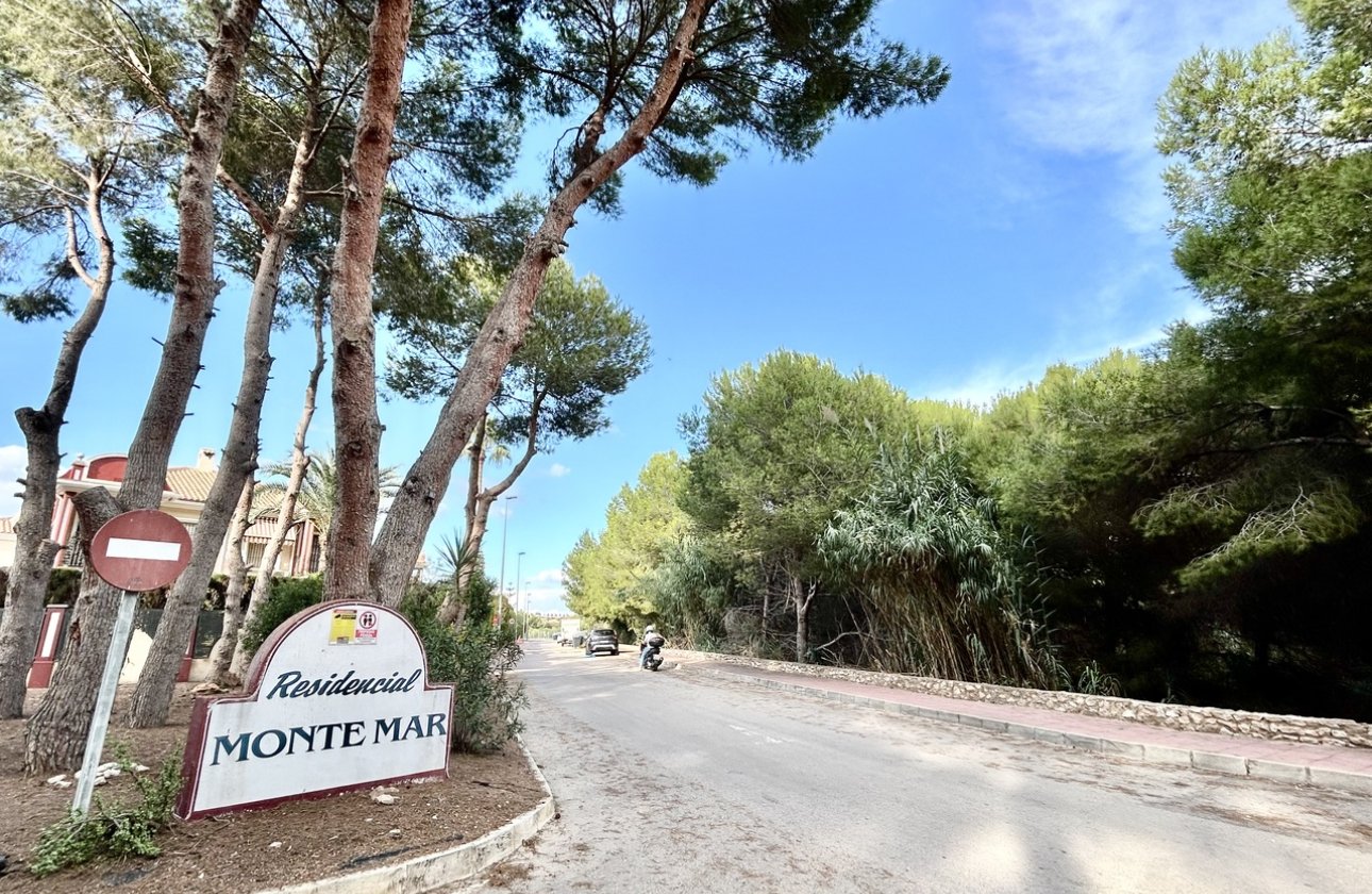 Resale - Town House -
Dehesa de Campoamor - Costa Blanca
