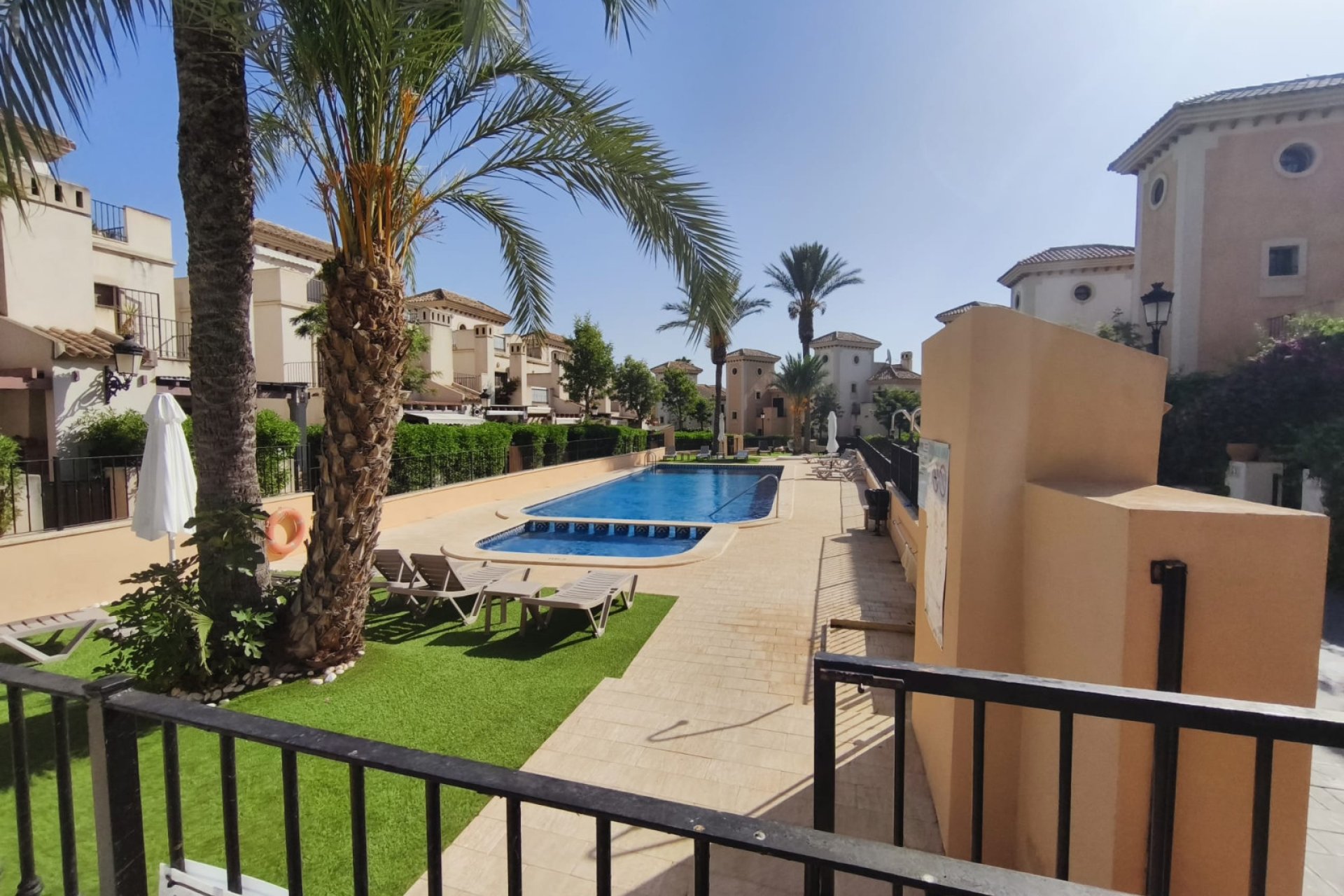 Resale - Town House -
La Finca Golf Resort - Inland