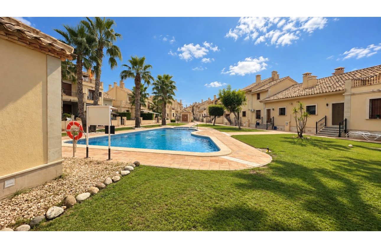 Resale - Town House -
La Finca Golf Resort - Inland