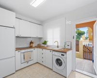 Resale - Town House -
La Florida - Inland