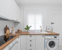 Resale - Town House -
La Florida - Inland