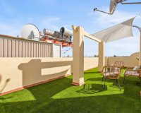 Resale - Town House -
La Florida - Inland