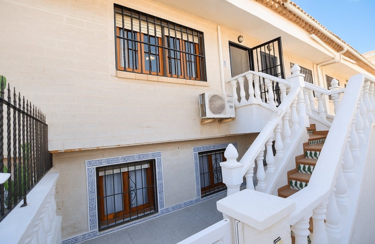 Resale - Town House -
La Mata - Costa Blanca