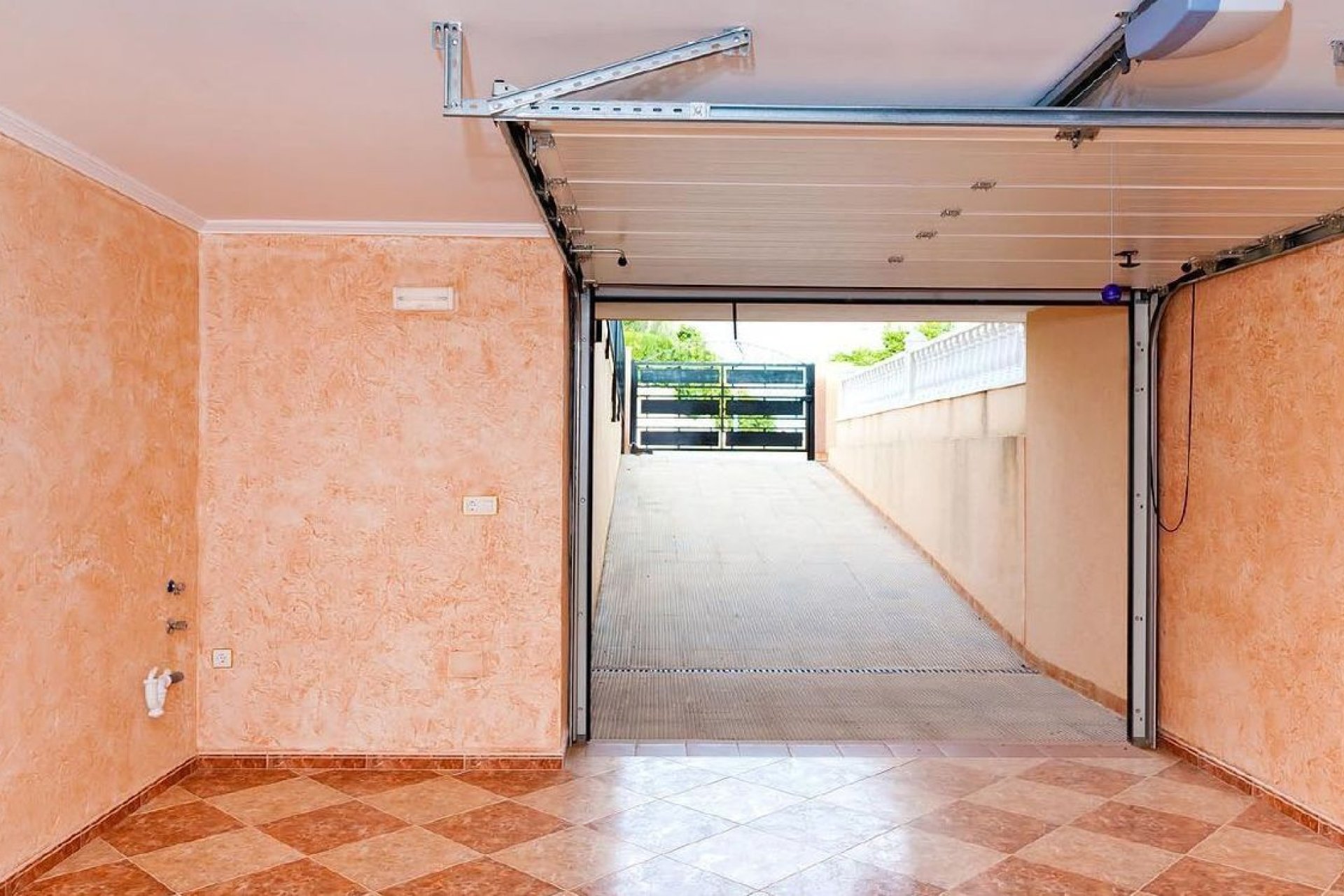 Resale - Town House -
Los Altos - Costa Blanca
