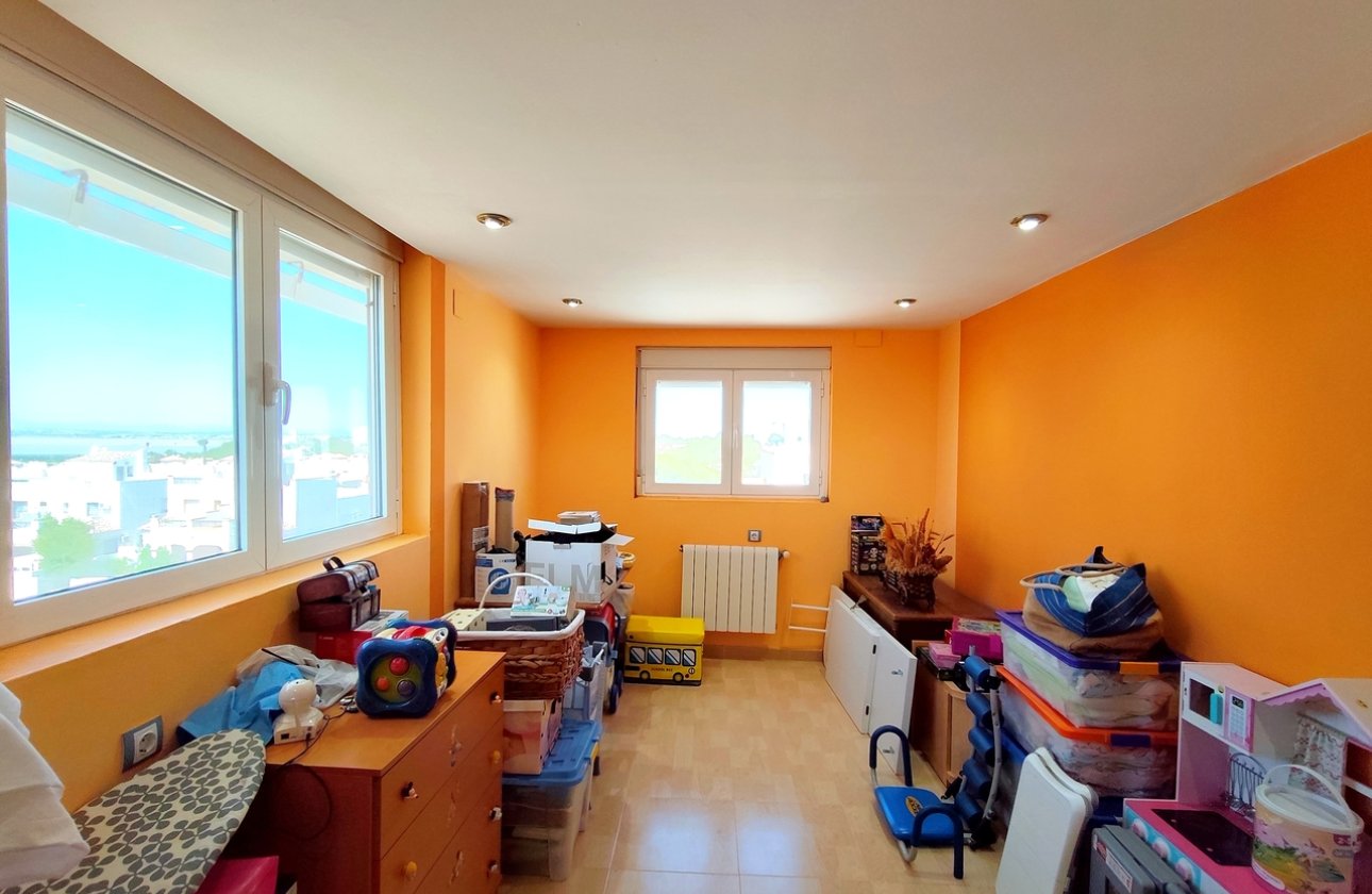 Resale - Town House -
Los Altos - Costa Blanca