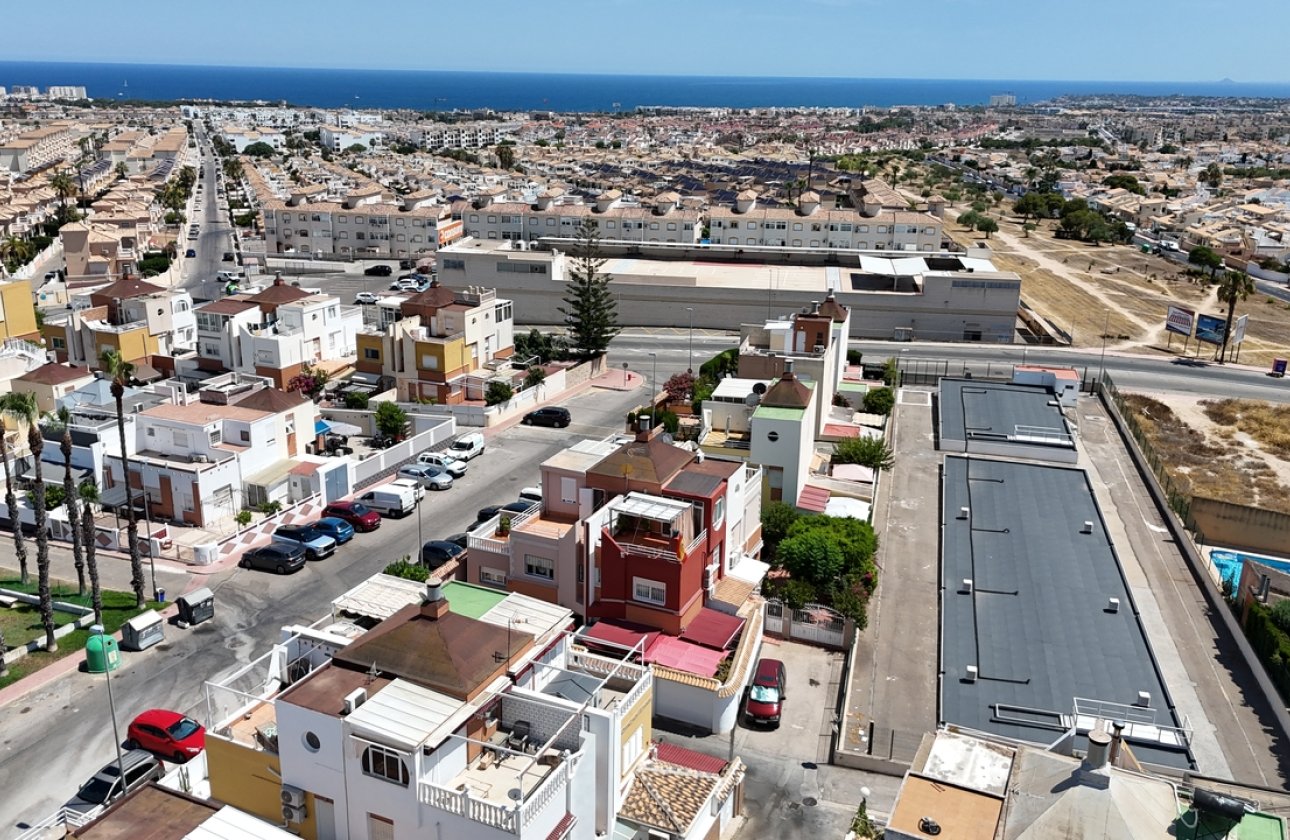 Resale - Town House -
Los Altos - Costa Blanca
