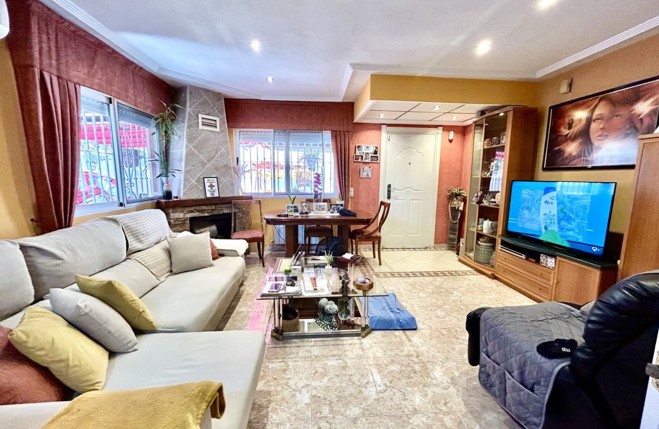 Resale - Town House -
Los Altos - Costa Blanca